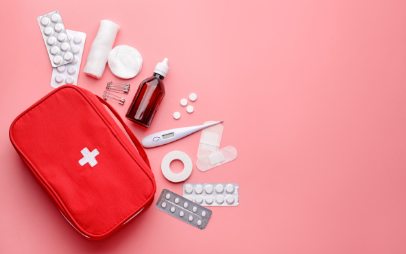 trousse à pharmacie vacances